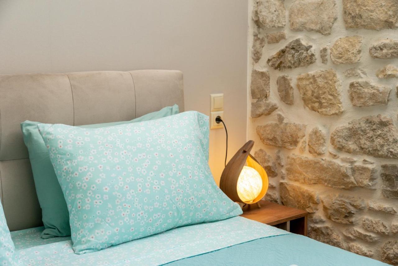 Oneiro Residence Petrokefalion Bagian luar foto
