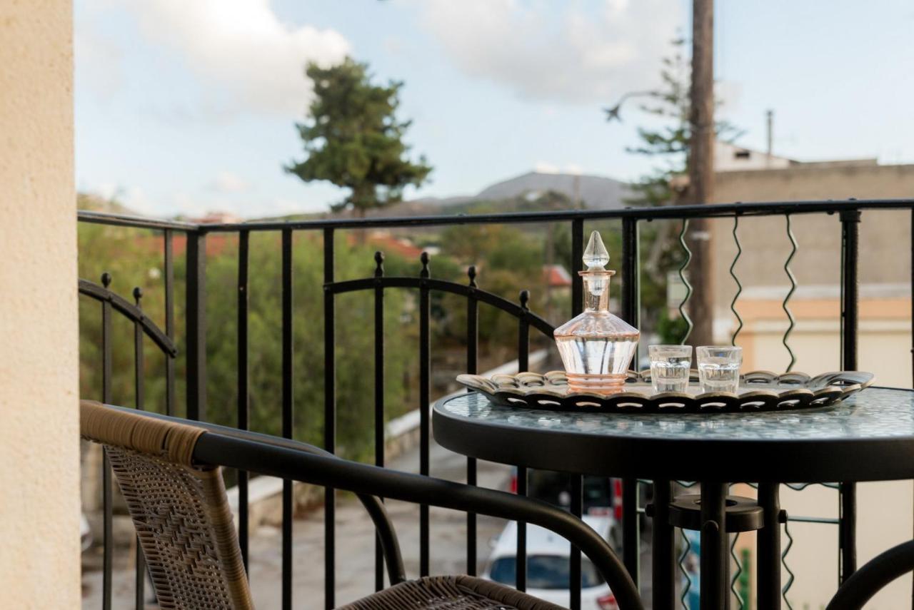 Oneiro Residence Petrokefalion Bagian luar foto