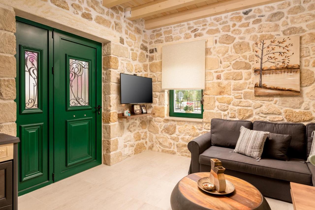 Oneiro Residence Petrokefalion Bagian luar foto